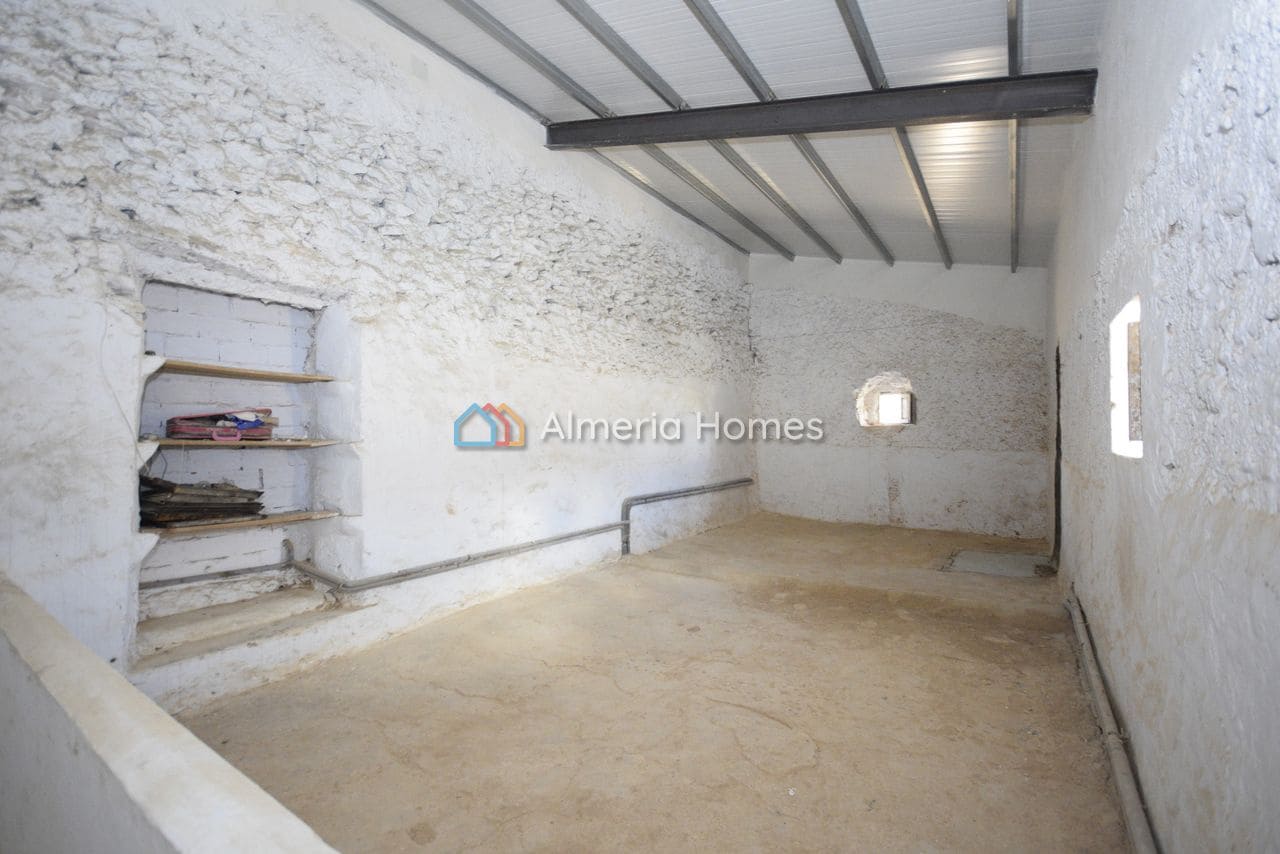 6 soveværelse Byhus til salg i Chirivel med garage - € 124.500 (Ref: 8981677)