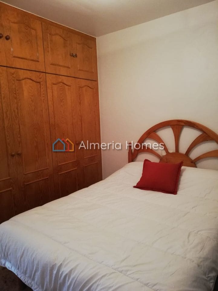 3 soveværelse Byhus til salg i Urracal - € 80.000 (Ref: 8992992)