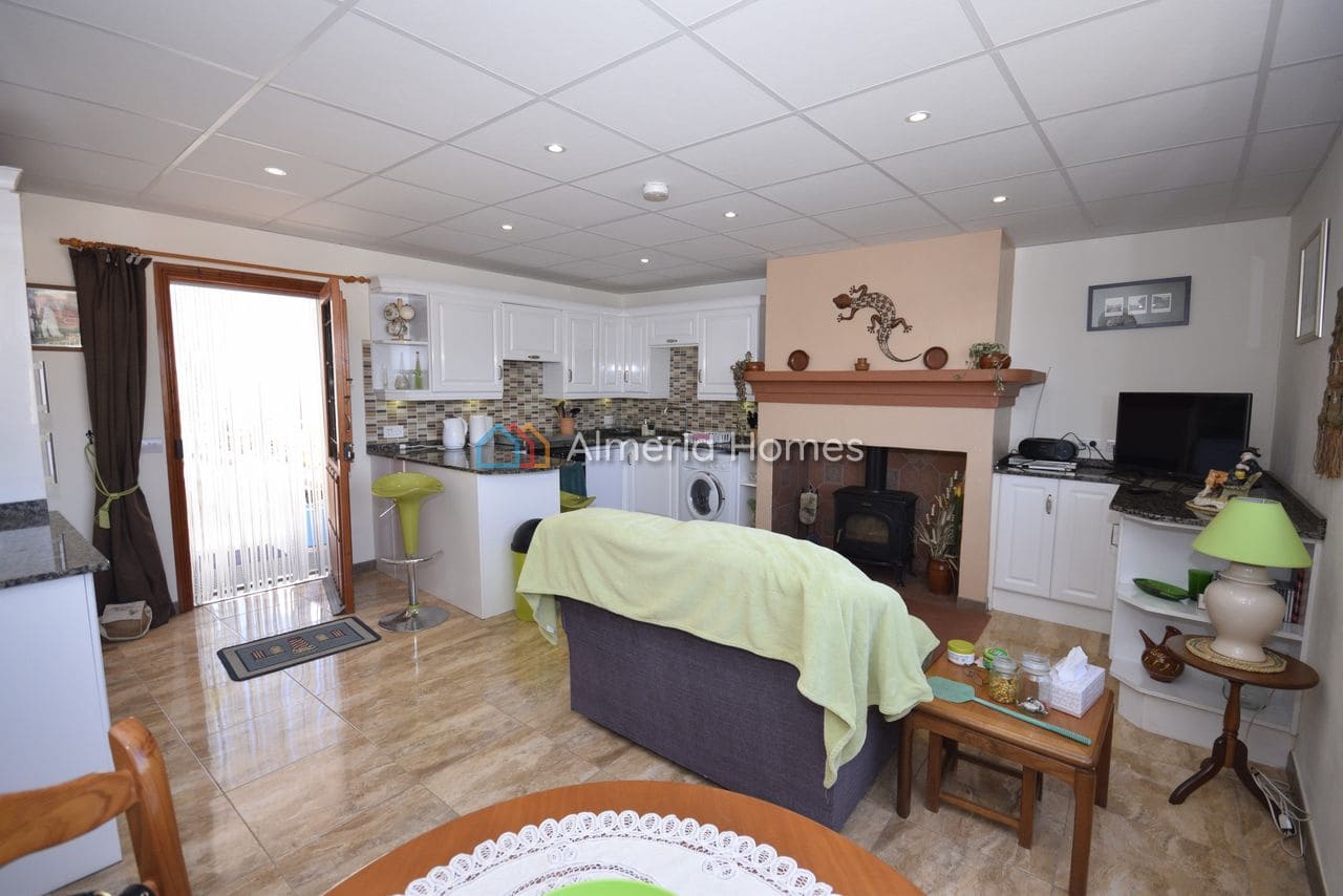 4 slaapkamer Villa te koop in Seron - € 160.000 (Ref: 9004176)