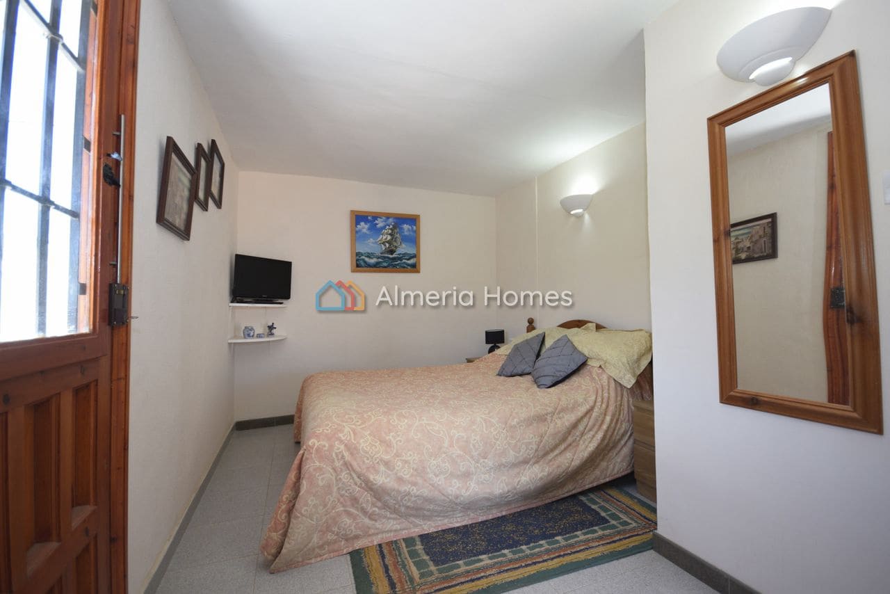 4 slaapkamer Villa te koop in Seron - € 160.000 (Ref: 9004176)