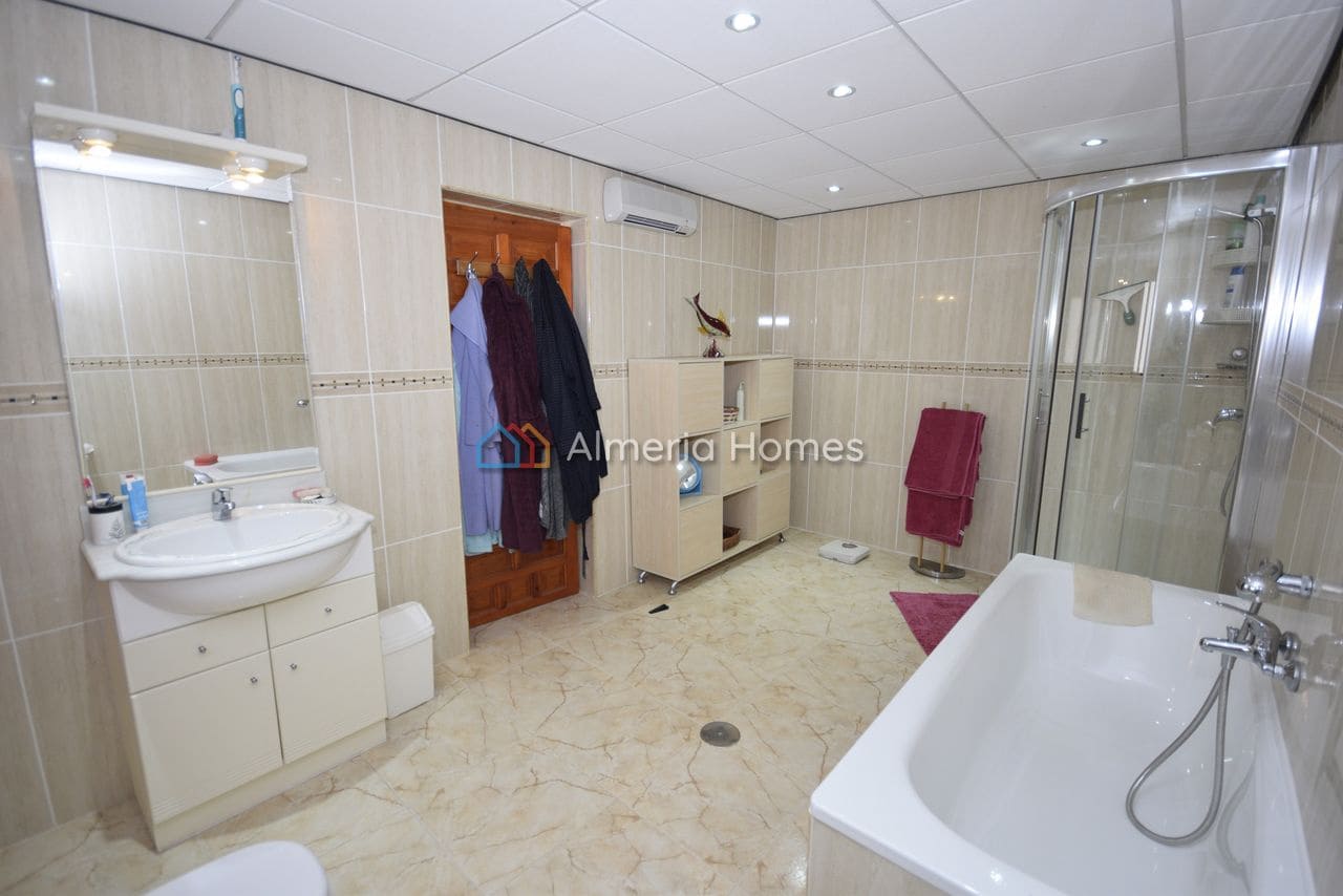 4 slaapkamer Villa te koop in Seron - € 160.000 (Ref: 9004176)