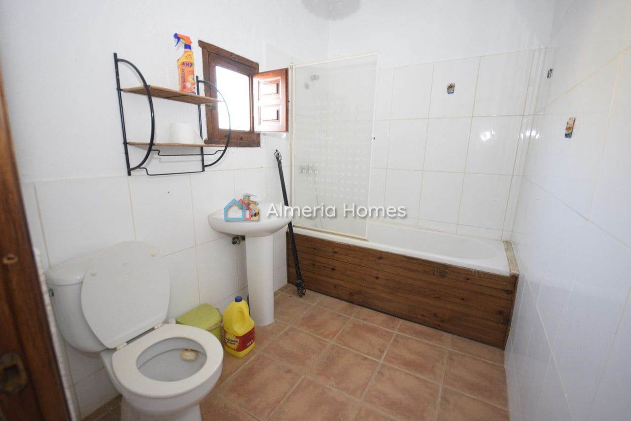 4 soveværelse Villa til salg i Albox med swimmingpool - € 179.995 (Ref: 9019211)