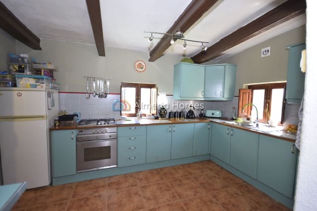 4 sovrum Villa till salu i Albox med pool - 179 995 € (Ref: 9019211)