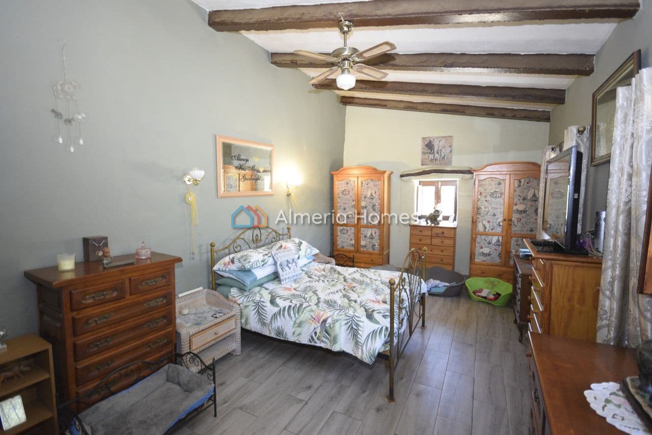 4 soveværelse Villa til salg i Albox med swimmingpool - € 179.995 (Ref: 9019211)