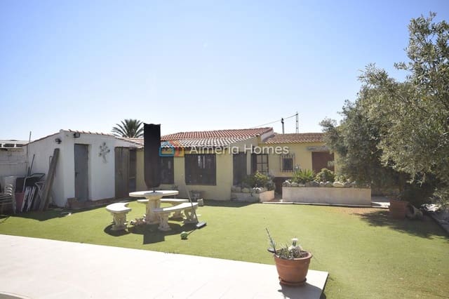 4 sovrum Villa till salu i Albox med pool - 179 995 € (Ref: 9019211)