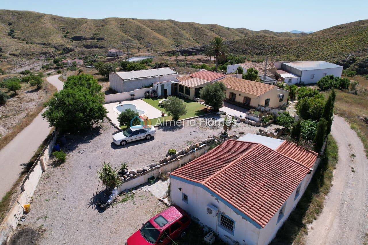 4 soveværelse Villa til salg i Albox med swimmingpool - € 179.995 (Ref: 9019211)