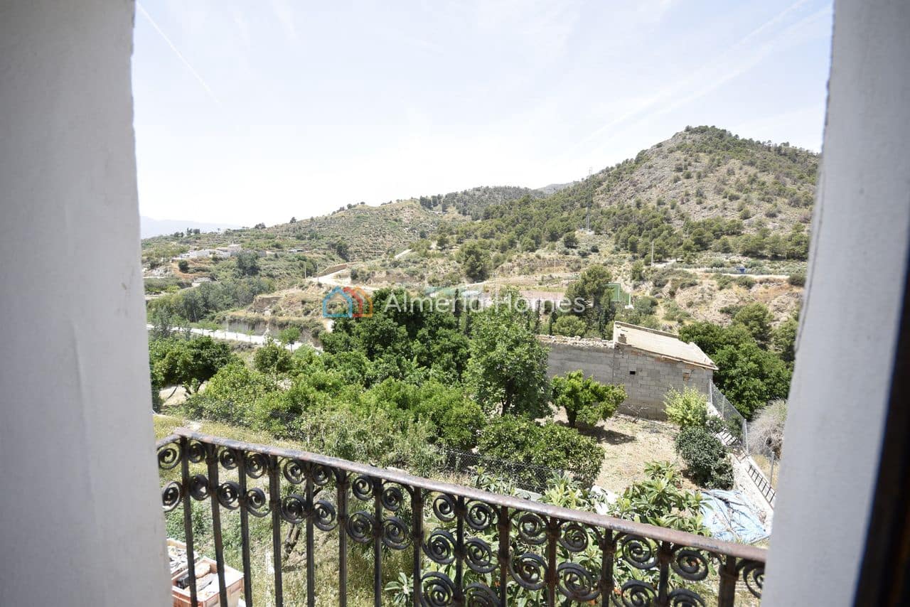 5 soveværelse Byhus til salg i Urracal - € 50.000 (Ref: 9061808)