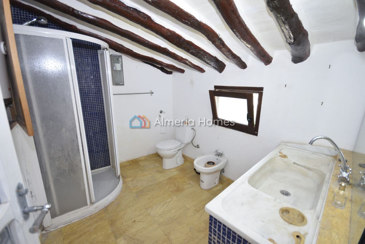 5 soveværelse Byhus til salg i Urracal - € 50.000 (Ref: 9061808)