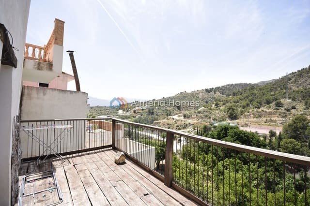 5 soveværelse Byhus til salg i Urrácal - € 50.000 (Ref: 9061808)