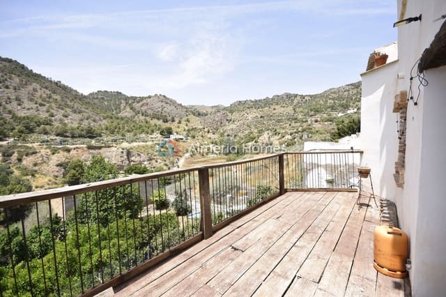 5 soveværelse Byhus til salg i Urrácal - € 50.000 (Ref: 9061808)