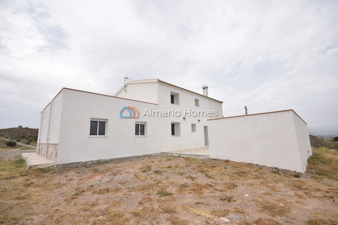 4 bedroom Finca/Country House for sale in Albox with pool - € 399,000 (Ref: 9063417)