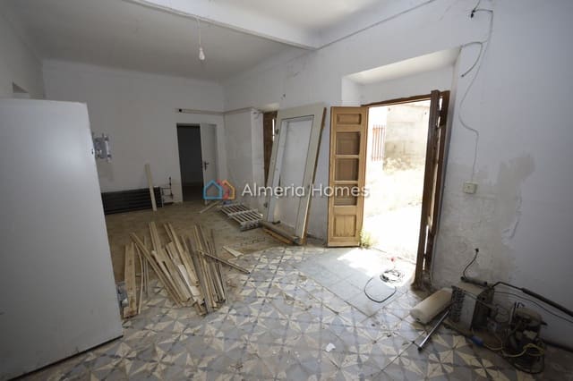 3 soverom Hus til salgs i Almanzora, Cantoria - € 63 000 (Ref: 9117460)