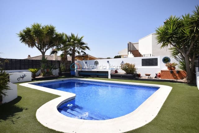 3 soveværelse Villa til salg i Arboleas med swimmingpool - € 234.995 (Ref: 9123829)
