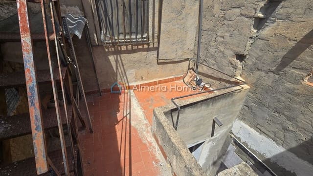 5 slaapkamer Huis te koop in Albox - € 49.000 (Ref: 9162939)