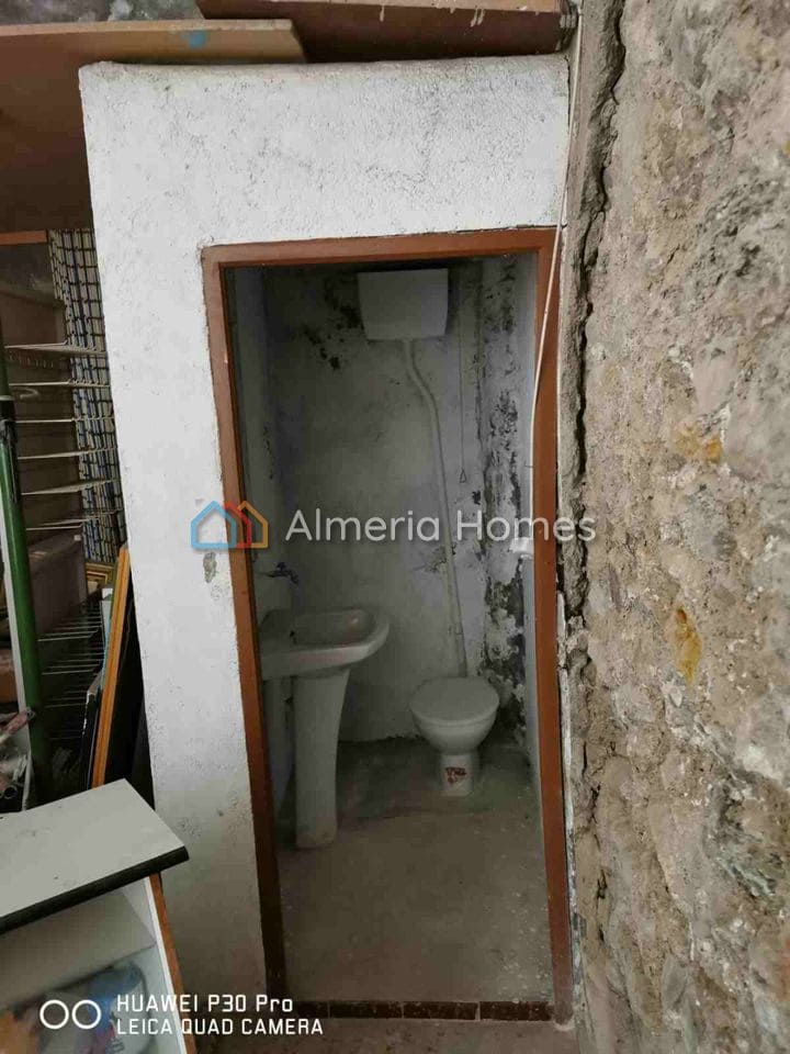 8 soveværelse Byhus til salg i Seron - € 69.000 (Ref: 9186114)