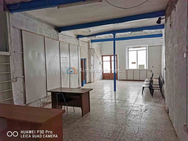 8 soveværelse Byhus til salg i Serón - € 69.000 (Ref: 9186114)