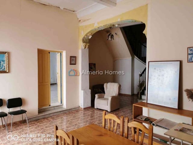 8 soveværelse Byhus til salg i Serón - € 69.000 (Ref: 9186114)