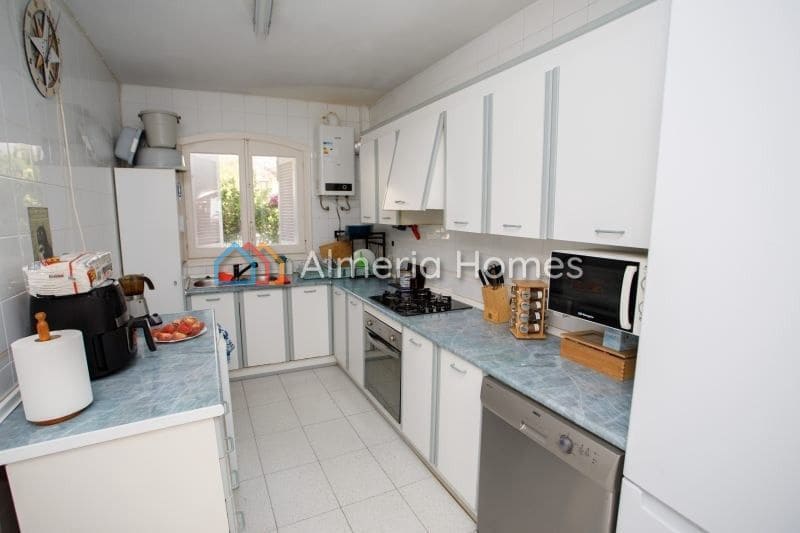 5 soverom Hus til salgs i Mojacar med svømmebasseng - € 325 000 (Ref: 9186220)