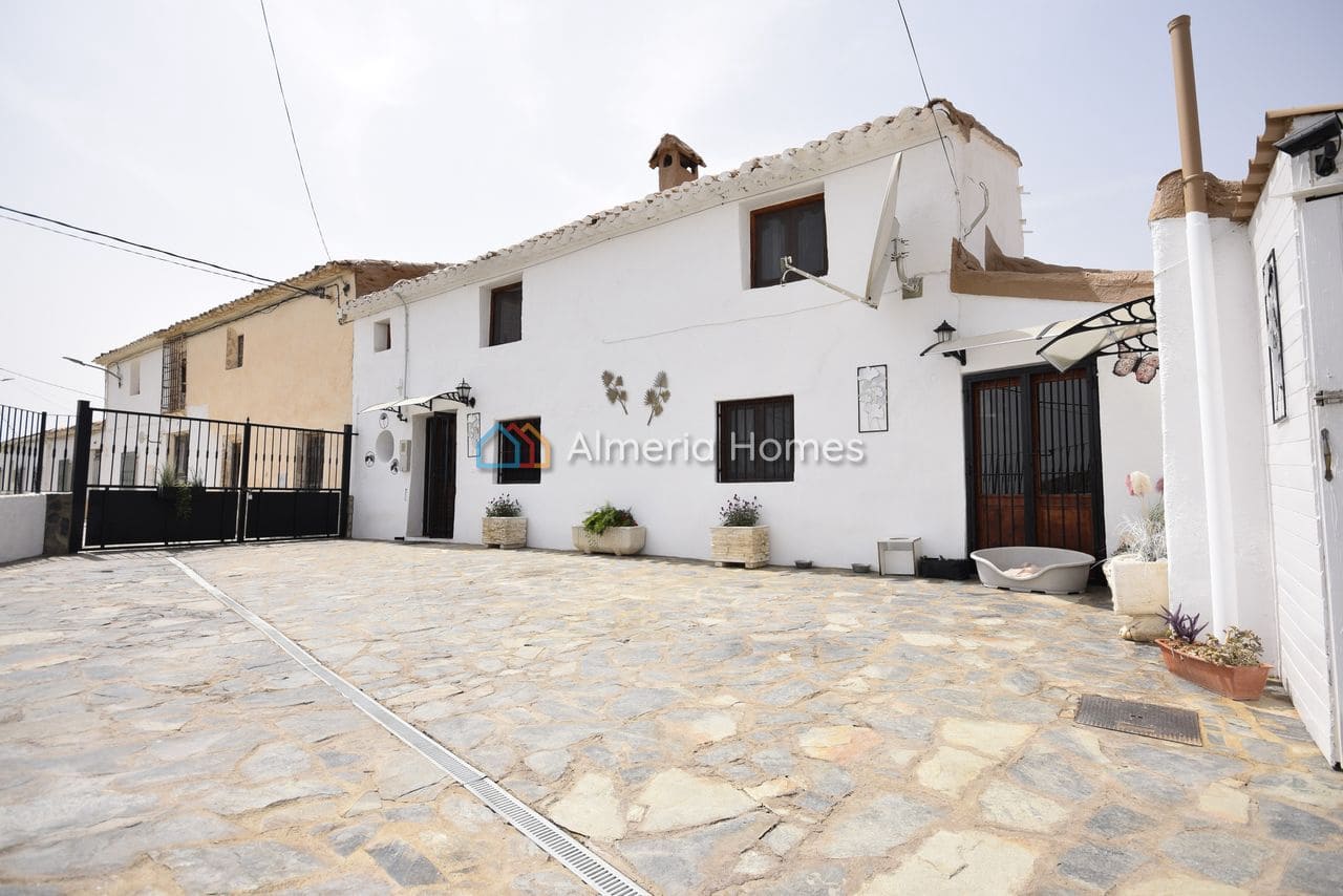 4 soverom Finca/Herregård til salgs i Albox med svømmebasseng - € 244 995 (Ref: 9193204)