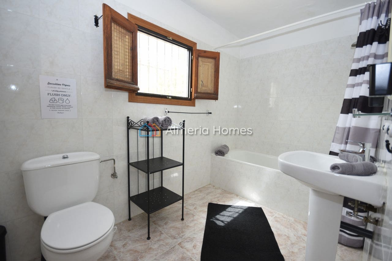 4 sovrum Finca/Hus på landet till salu i Albox med pool - 225 000 € (Ref: 9197074)