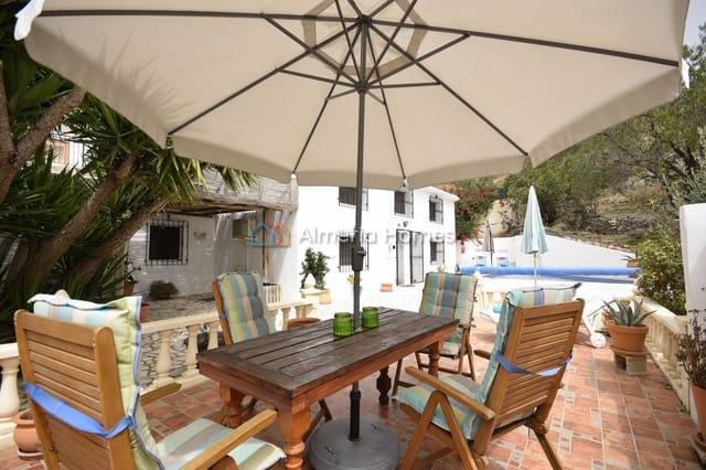 4 soveværelse Finca/Landehus til salg i Albox med swimmingpool - € 225.000 (Ref: 9197074)