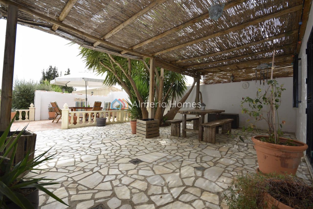 4 sovrum Finca/Hus på landet till salu i Albox med pool - 225 000 € (Ref: 9197074)