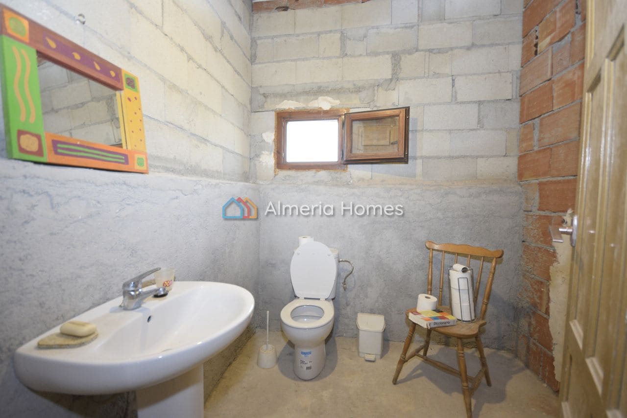 6 soveværelse Finca/Landehus til salg i Oria med swimmingpool - € 199.950 (Ref: 9199996)