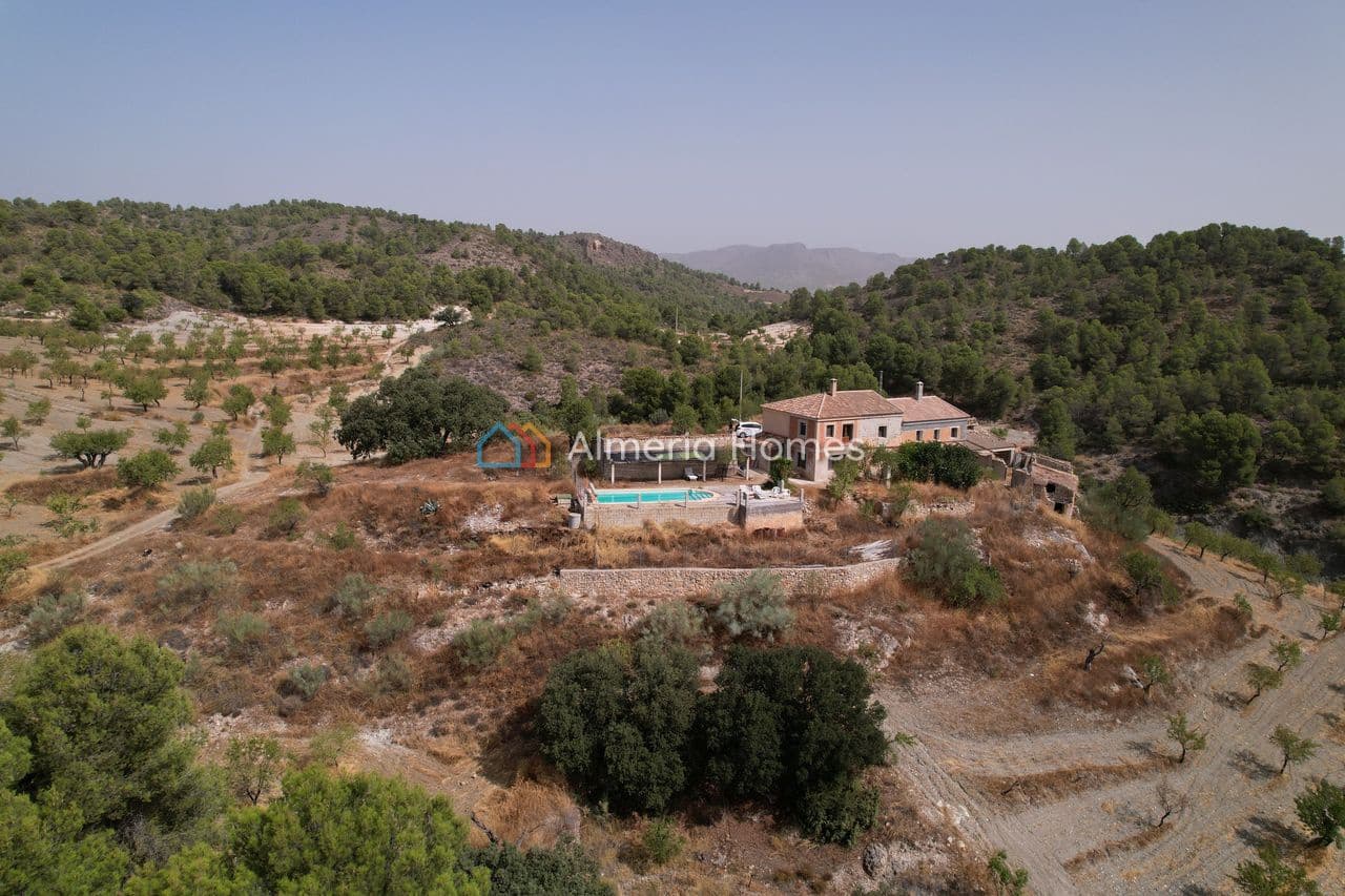 6 soveværelse Finca/Landehus til salg i Oria med swimmingpool - € 199.950 (Ref: 9199996)