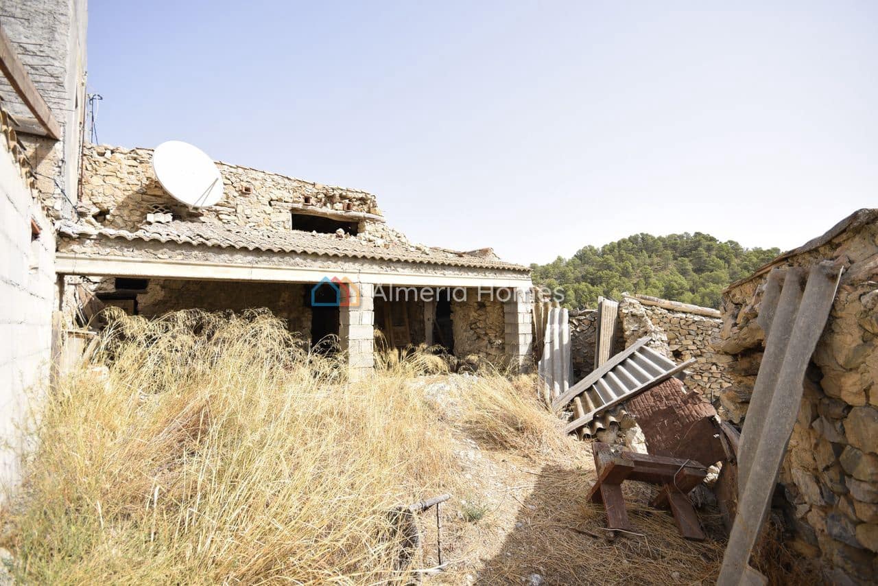 6 soveværelse Finca/Landehus til salg i Oria med swimmingpool - € 199.950 (Ref: 9199996)