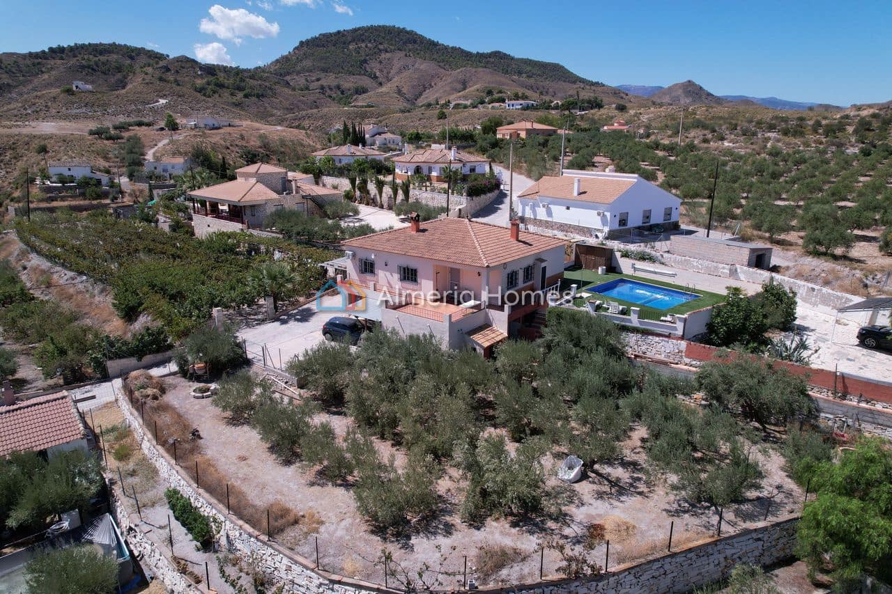 3 sovrum Villa till salu i Cantoria med pool garage - 239 995 € (Ref: 9203307)