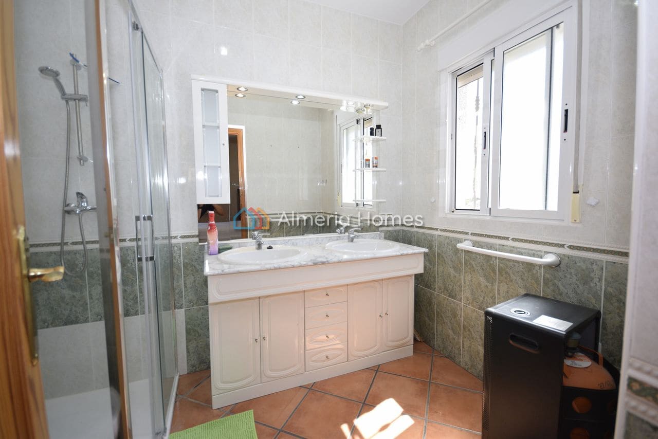 3 sovrum Villa till salu i Cantoria med pool garage - 239 995 € (Ref: 9203307)