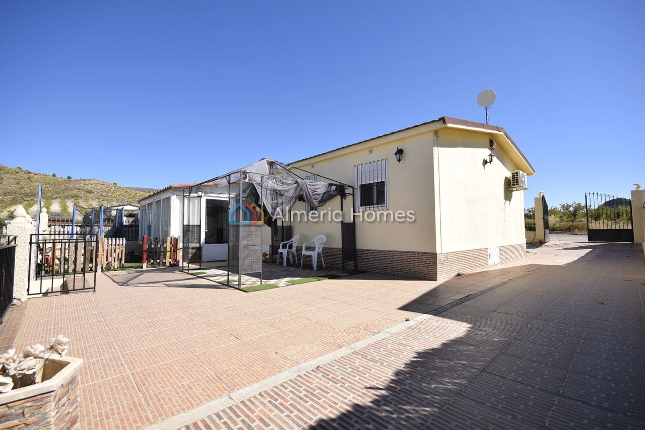 3 camera da letto Villa in vendita in Oria con piscina - 165.000 € (Rif: 9231532)