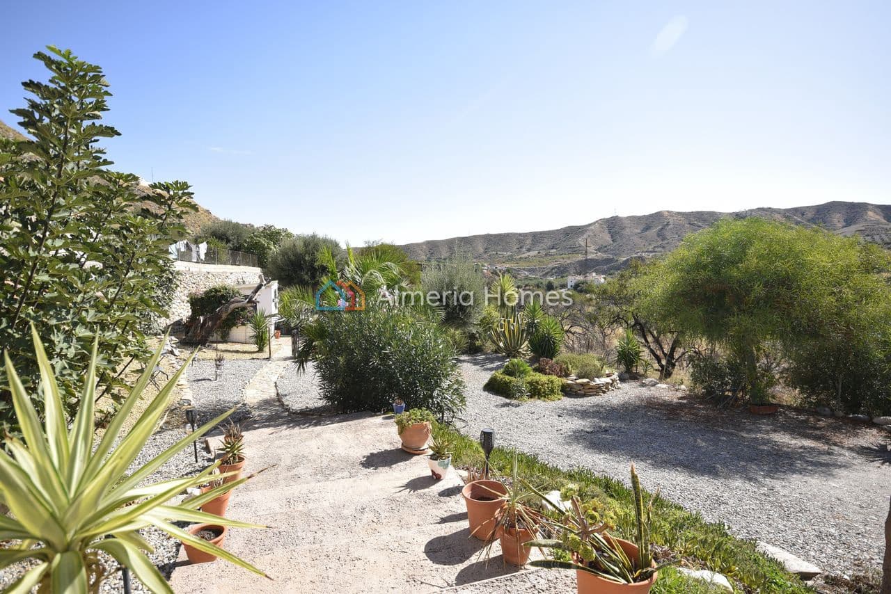 5 sypialnia Finka/Dom wiejski na sprzedaż w Arboleas - 145 000 € (Ref: 9245647)