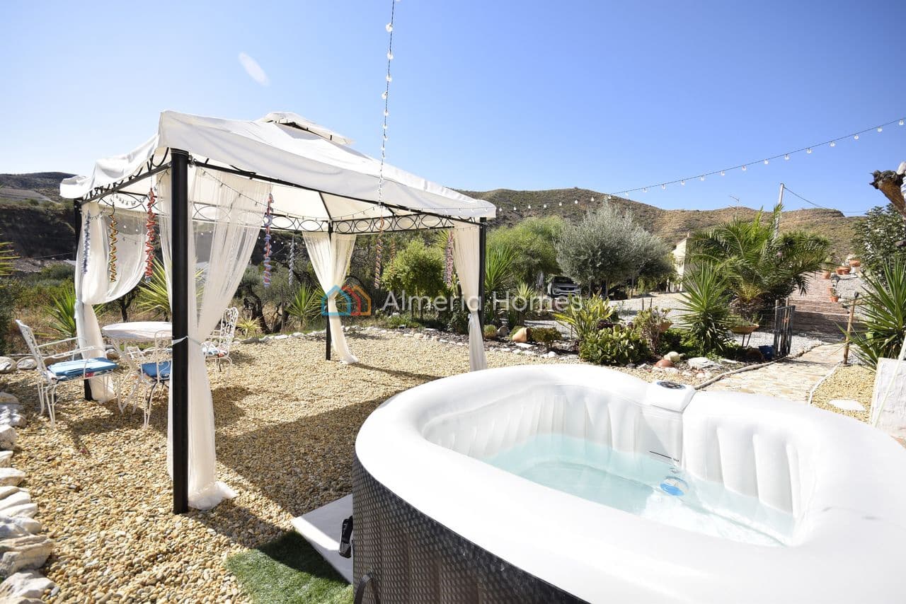 5 sypialnia Finka/Dom wiejski na sprzedaż w Arboleas - 145 000 € (Ref: 9245647)