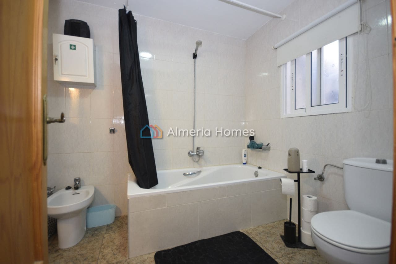 5 sypialnia Finka/Dom wiejski na sprzedaż w Arboleas - 145 000 € (Ref: 9245647)