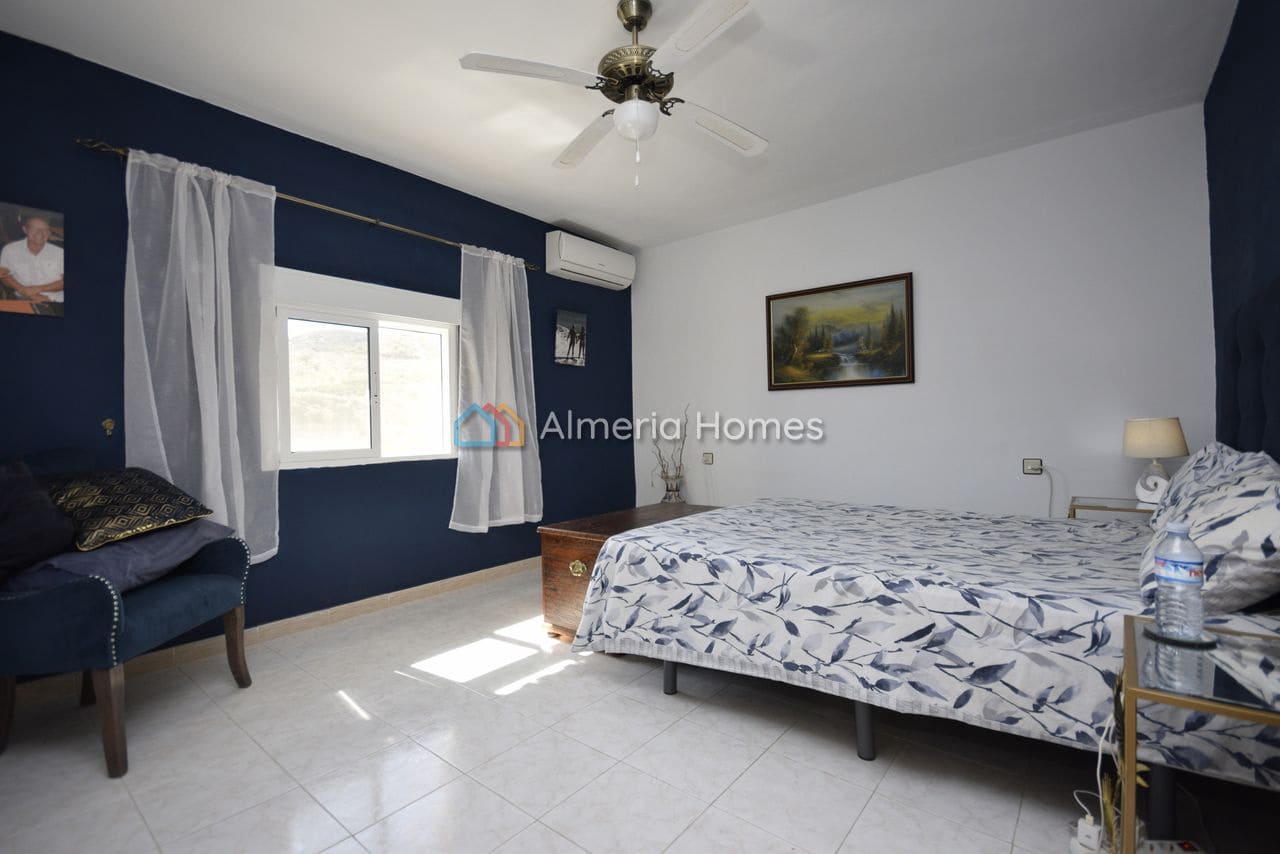 5 sypialnia Finka/Dom wiejski na sprzedaż w Arboleas - 145 000 € (Ref: 9245647)