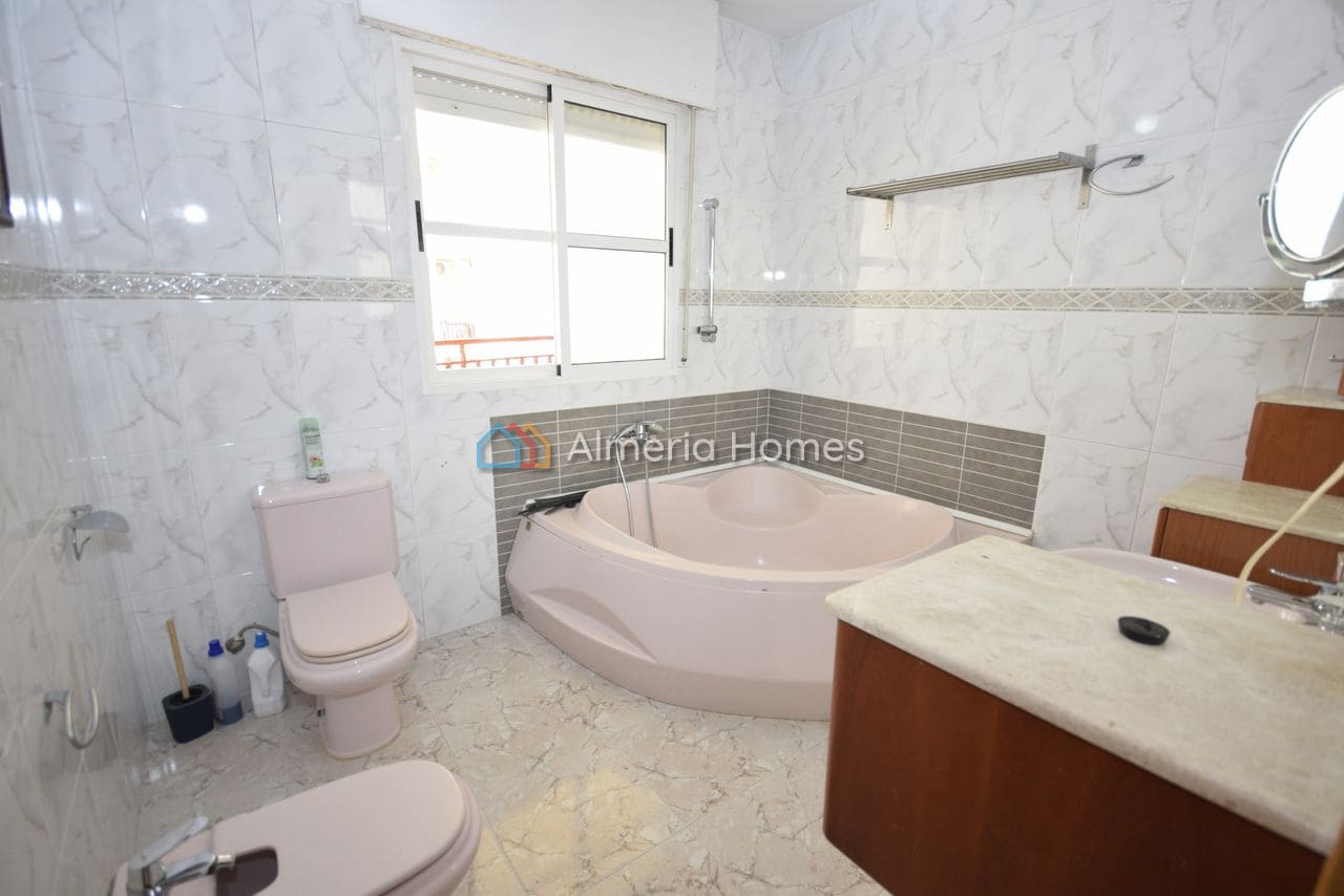 4 slaapkamer Appartement te koop in Albox - € 185.000 (Ref: 9249441)