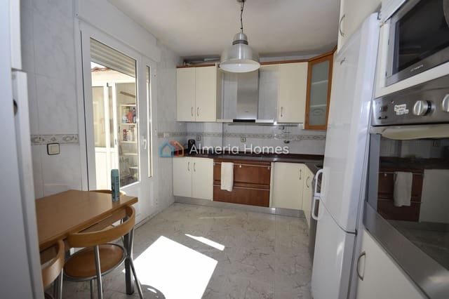 4 slaapkamer Appartement te koop in Albox - € 185.000 (Ref: 9249441)