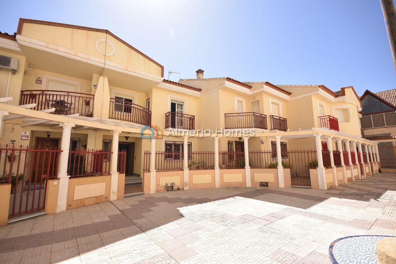 4 slaapkamer Appartement te koop in Albox - € 185.000 (Ref: 9249441)