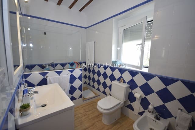 6 bedroom Finca/Country House for sale in Oria with garage - € 159,000 (Ref: 9278665)