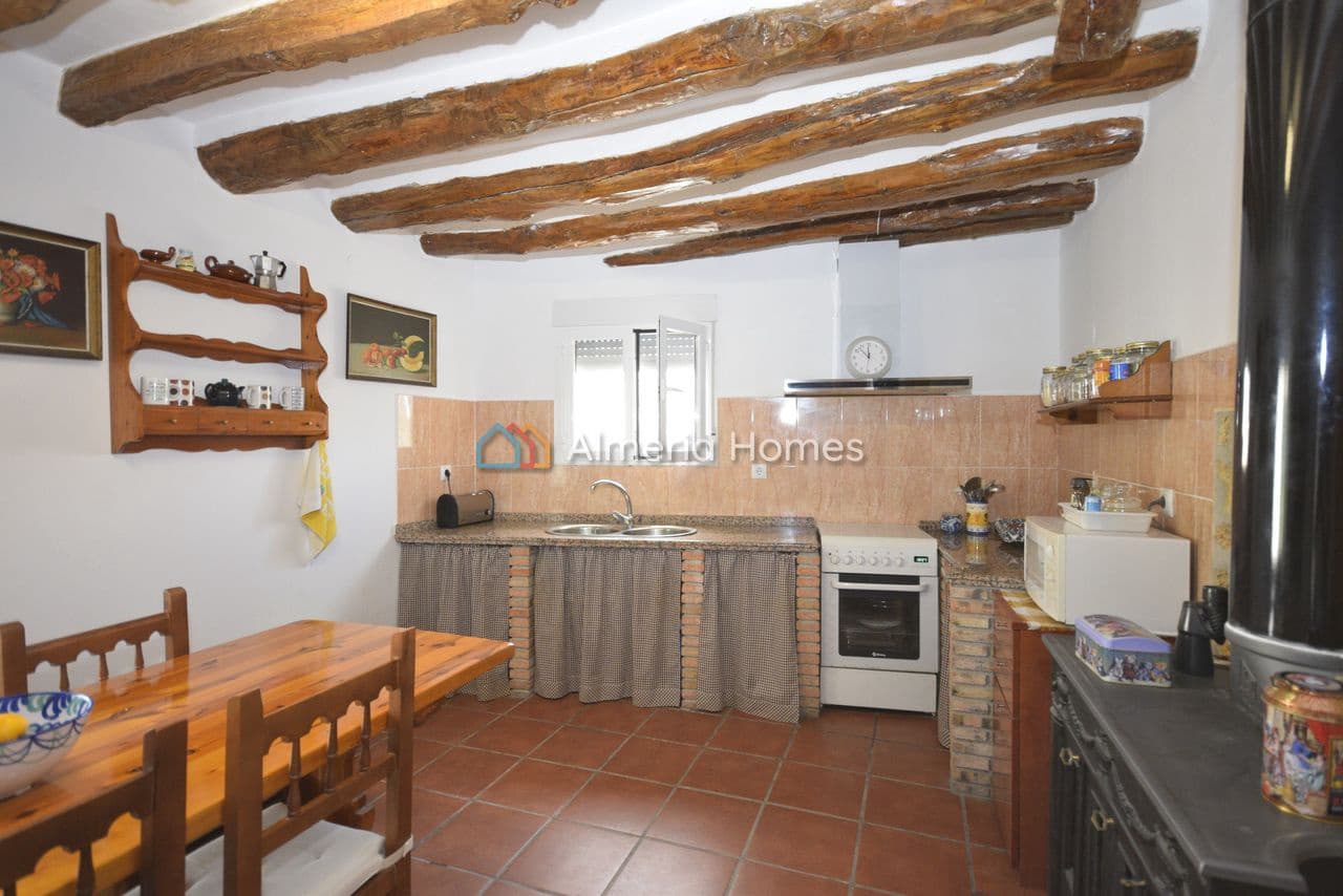 6 soveværelse Finca/Landehus til salg i Oria med garage - € 159.000 (Ref: 9278665)