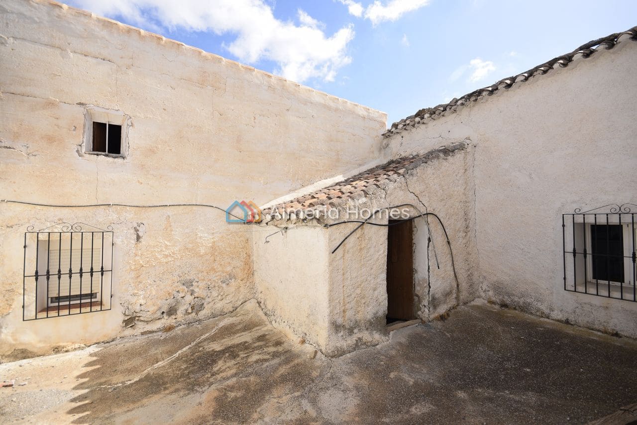 6 soveværelse Finca/Landehus til salg i Oria med garage - € 159.000 (Ref: 9278665)