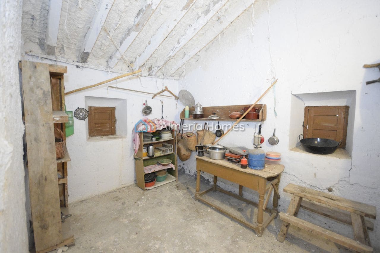 6 soveværelse Finca/Landehus til salg i Oria med garage - € 159.000 (Ref: 9278665)