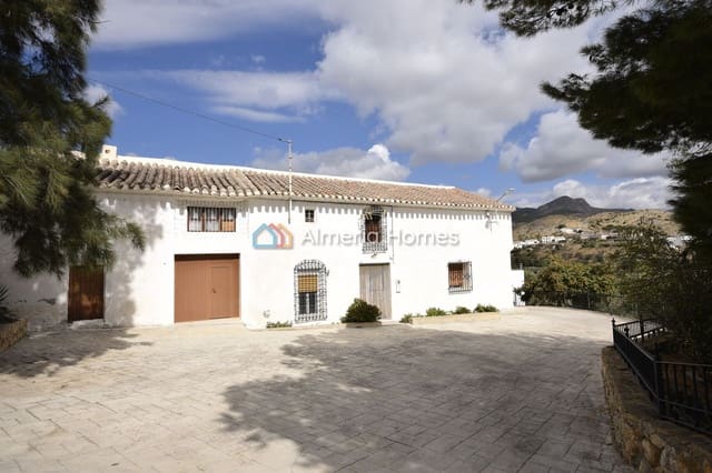 6 bedroom Finca/Country House for sale in Oria with garage - € 159,000 (Ref: 9278665)