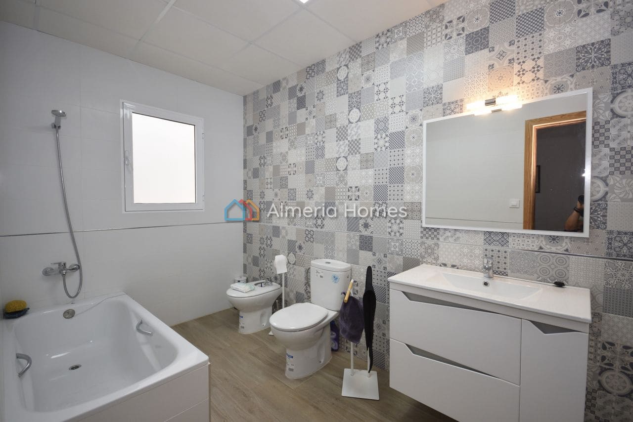 3 sovrum Hus till salu i Purchena - 82 500 € (Ref: 9289330)