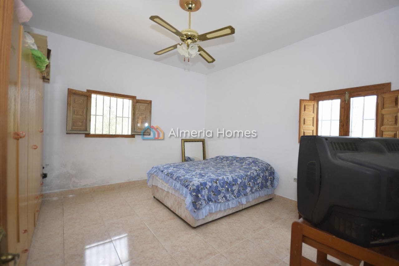 3 bedroom Villa for sale in Partaloa with garage - € 200,000 (Ref: 9293544)