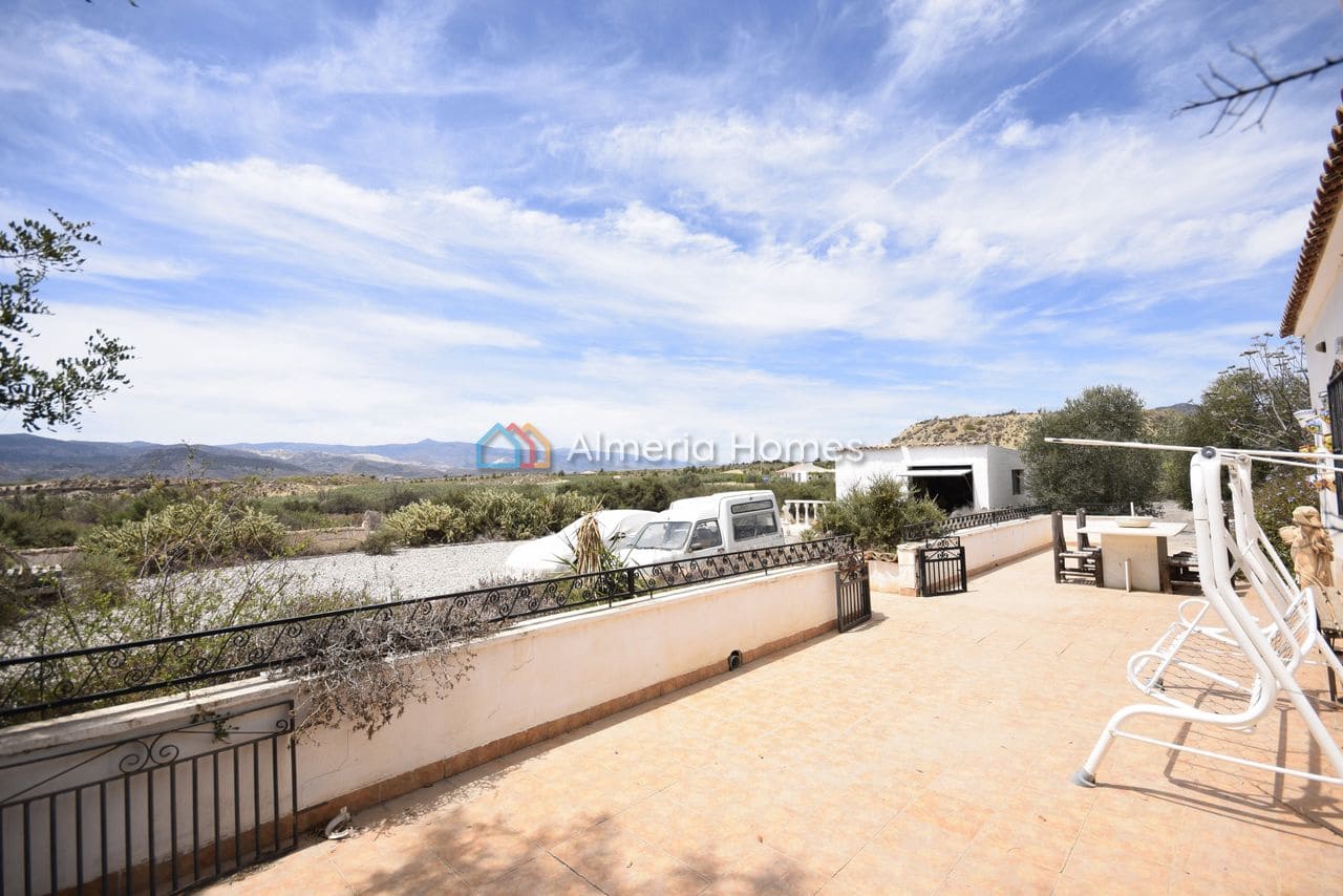 3 bedroom Villa for sale in Partaloa with garage - € 200,000 (Ref: 9293544)