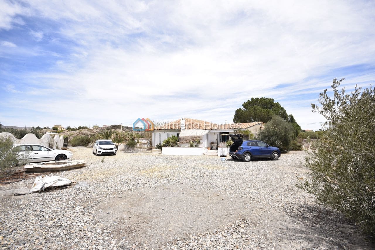 1 sovrum Villa till salu i Partaloa med garage - 260 000 € (Ref: 9293545)