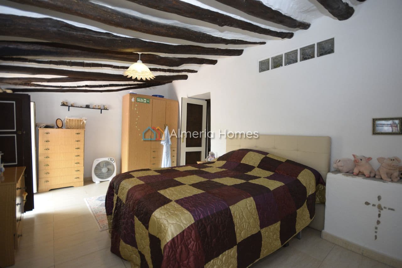 4 bedroom Townhouse for sale in Somontin - € 74,995 (Ref: 9298780)