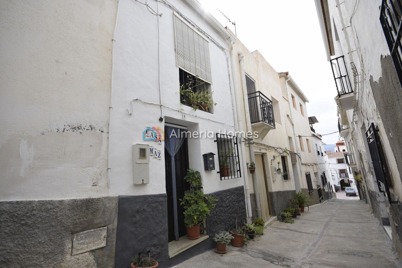4 bedroom Townhouse for sale in Somontin - € 74,995 (Ref: 9298780)